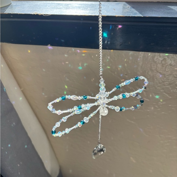 Crystal Beaded Dragonfly Suncatcher. - Picture 8 of 11